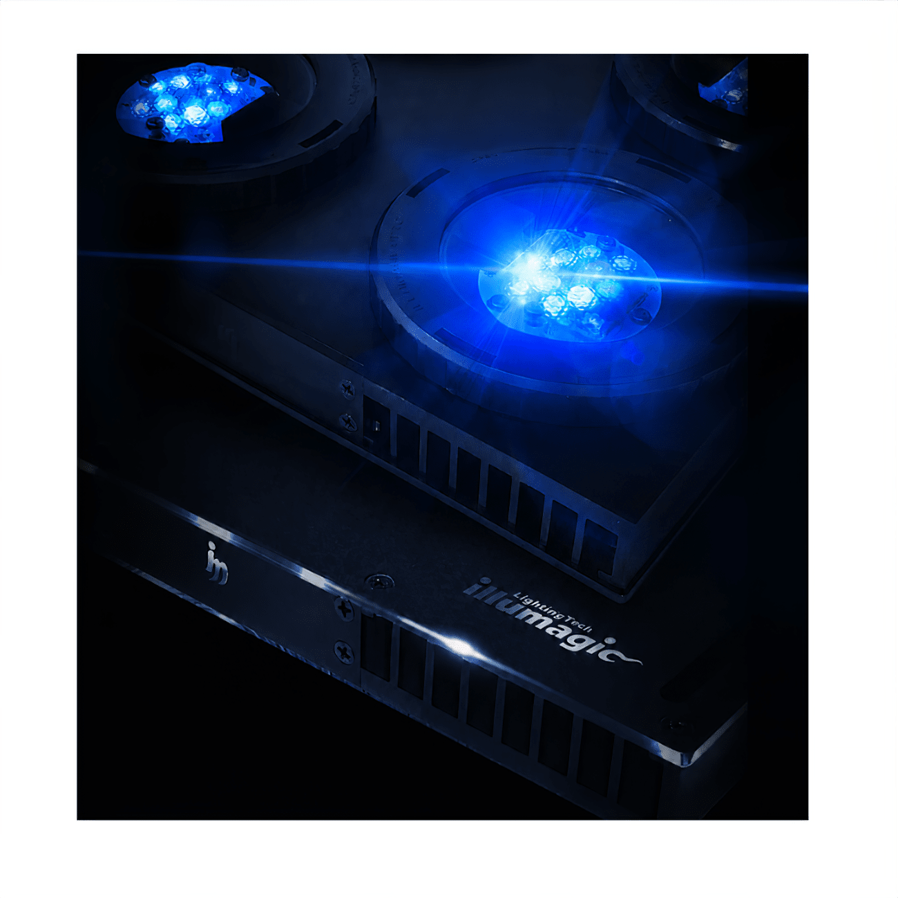 Illumagic X4 AQUARIUM LIGHTING DALUA Reefer Blue 